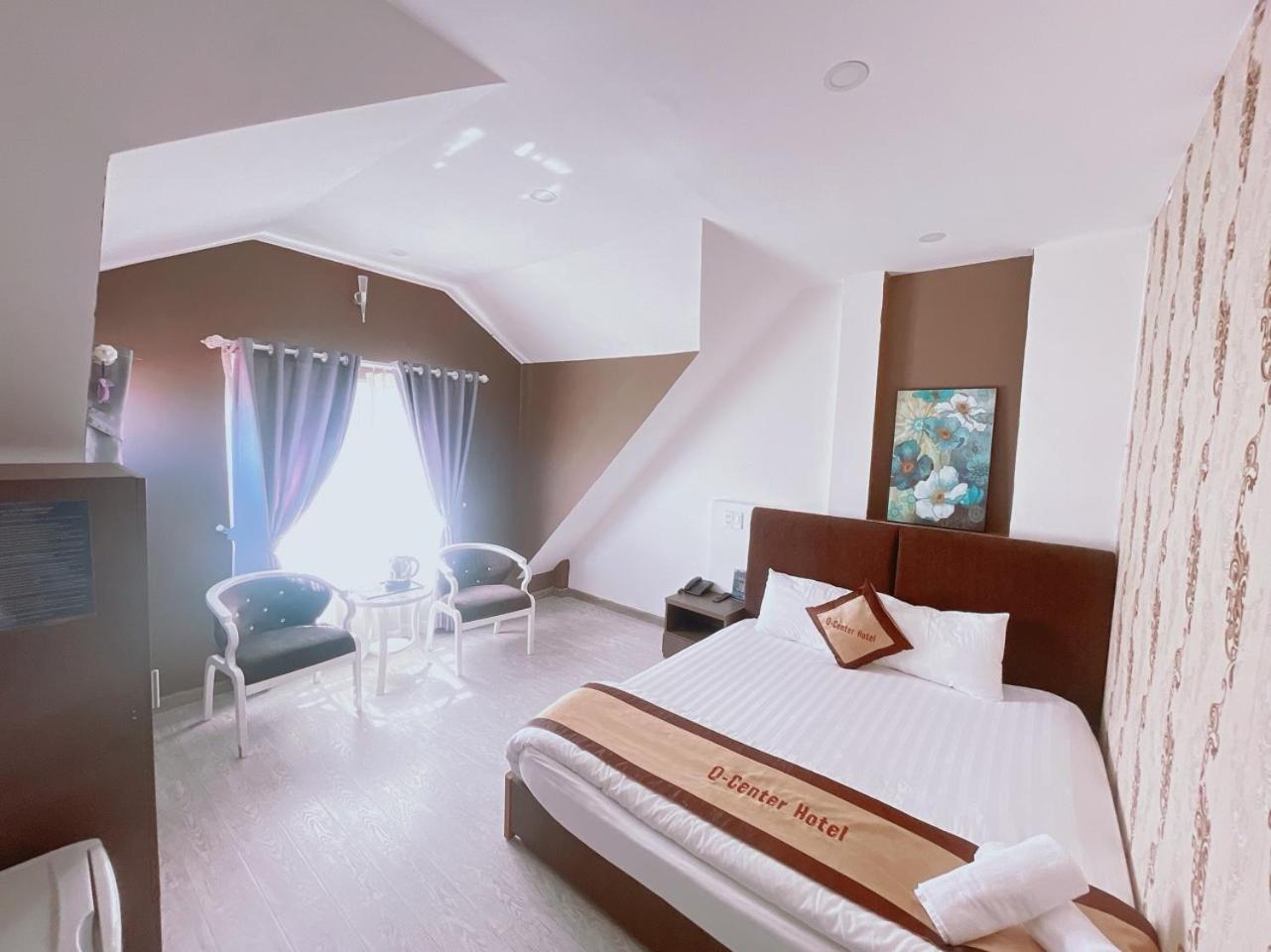 Отель Q-Center Dalat Экстерьер фото